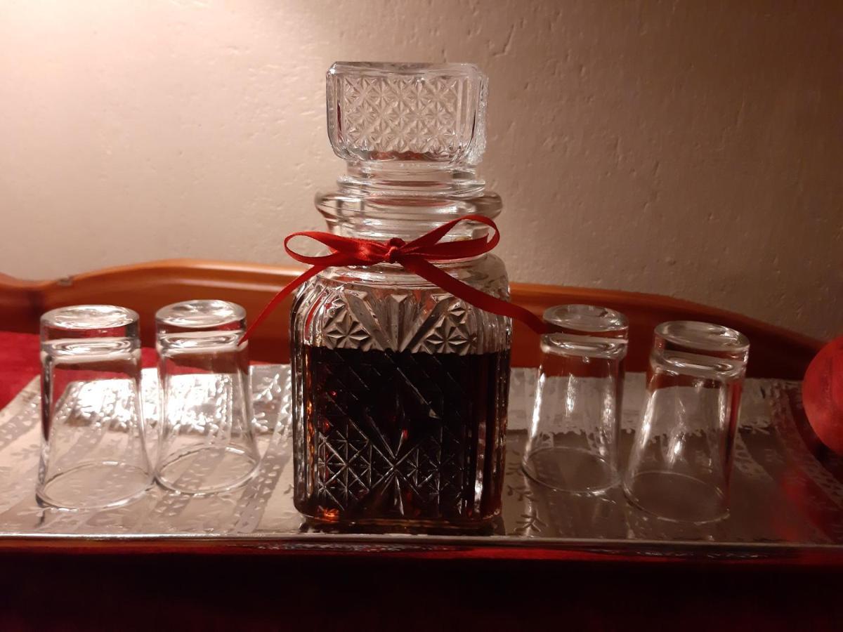 فندق Honeysuckle كلارينس المظهر الخارجي الصورة